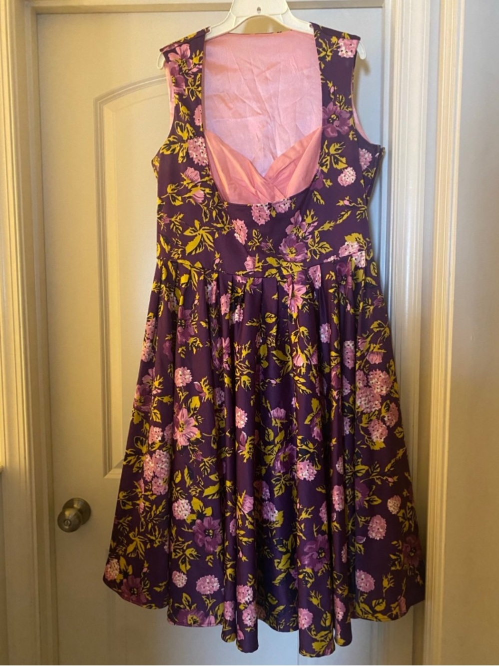 Pinup Couture Laura Byrnes “Grace” style purple pink floral dress - Picture 2 of 4